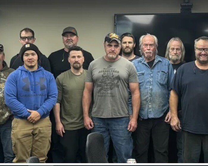 Clow Valve hosts lunch to honor veterans