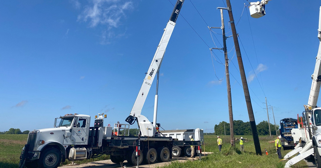 How Much Does It Cost To Replace a Utility Pole?